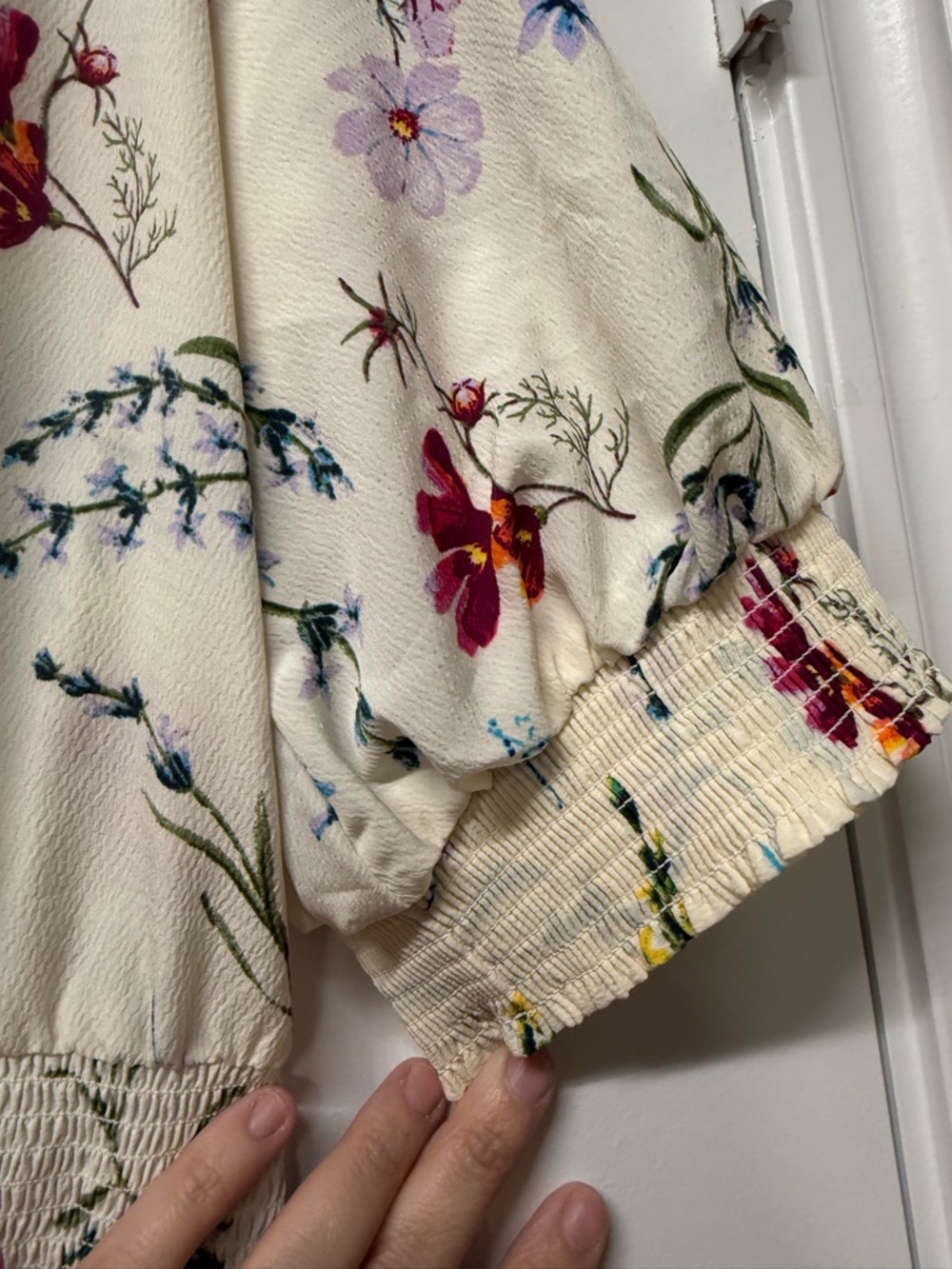 Time and Tru Floral Smocked Peplum Blouse XL Boho Puff Sleeves - Picture 3 of 6